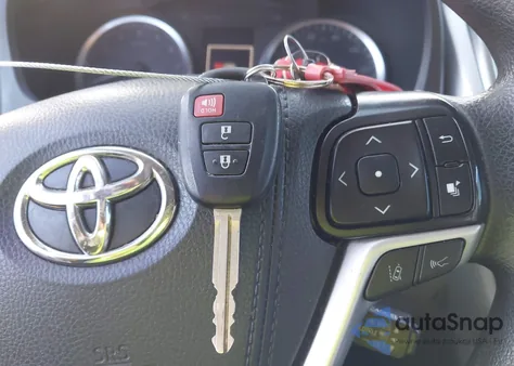 2019 Toyota Highlander Le from USA, damaged, VIN 5TDZARFH4KS045044